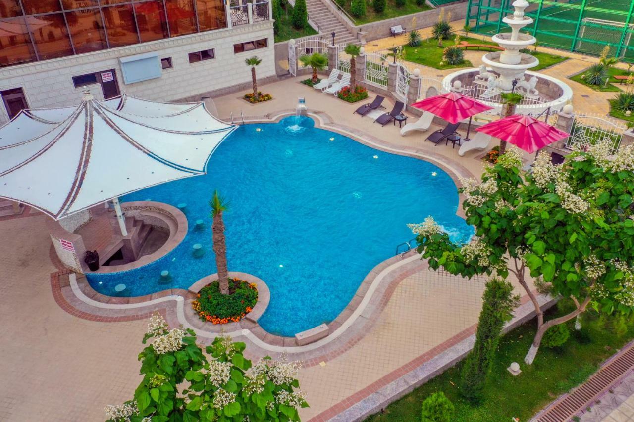 Parliament Palace Hotel Khujand Exterior foto
